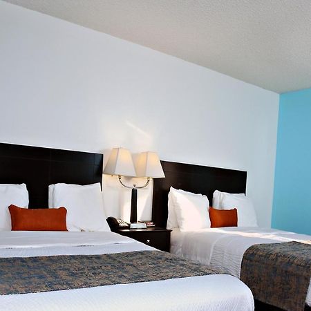 Coratel Inn & Suites By Jasper Newton Exterior photo